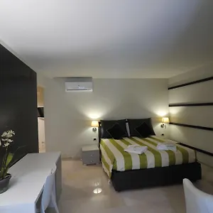 Couette-café Gatto Bianco House, Bari